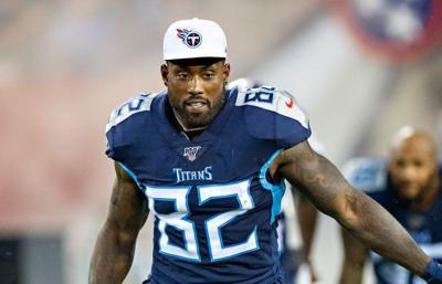 Lot Detail - Delanie Walker 11/13/2016 Tennessee Titans Game Used & Signed  Jersey - Photo Matched (NFL/PSA,RGU LOA)