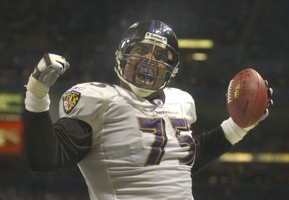 File:Jonathan Ogden (11282410925).jpg - Wikimedia Commons