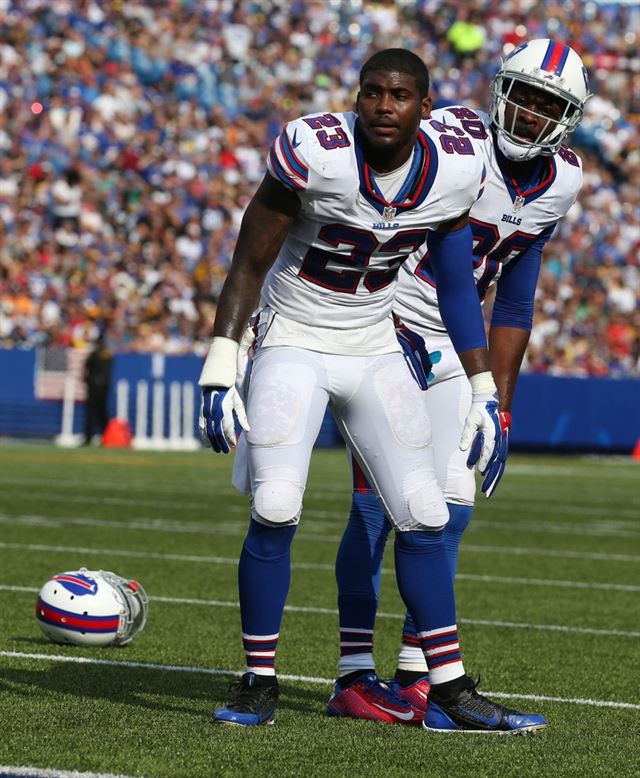 aaron williams bills jersey