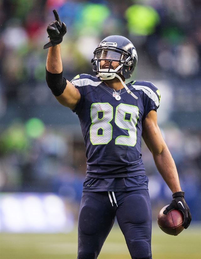 Doug Baldwin Autographed Stanford Cardinal 16x20 Framed Photograph