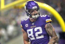 Minnesota Vikings' Kyle Rudolph catches the ball for a touchdown during the  International Series NFL match at Twickenham, London Stock Photo - Alamy