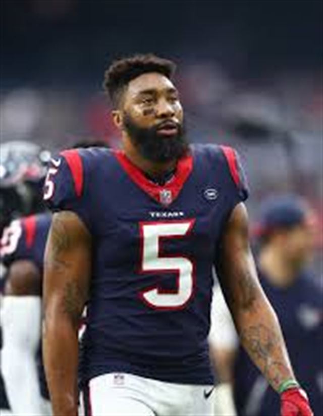 StatMuse] Joe Webb has the most career tackles by a QB (21 in 81 games  played) : r/nfl