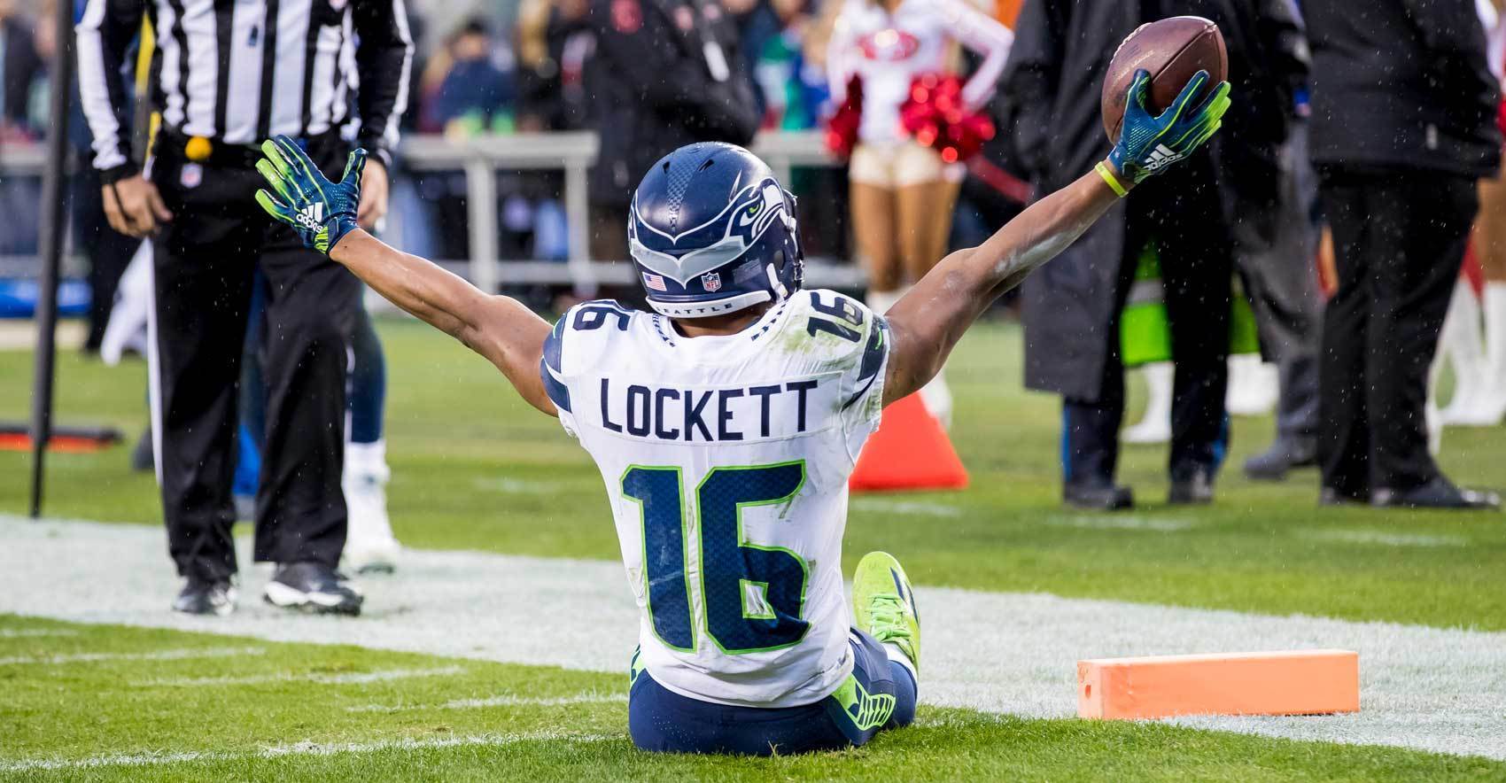 Tulsa native and NFL wide receiver Tyler Lockett honors his hometown