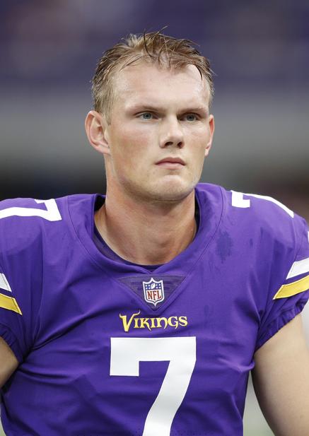 File:Daniel Carlson (American football).JPG - Wikipedia