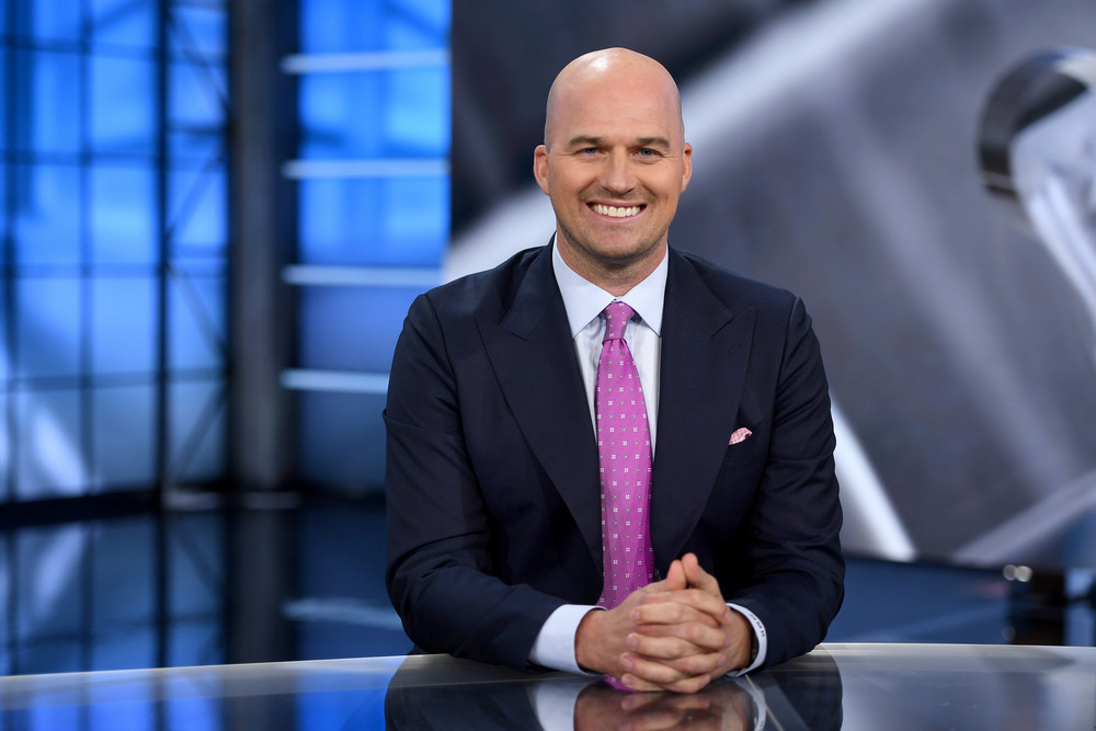 Hasselbeck sees most NFL players wanting to play - Stream the Video - Watch  ESPN