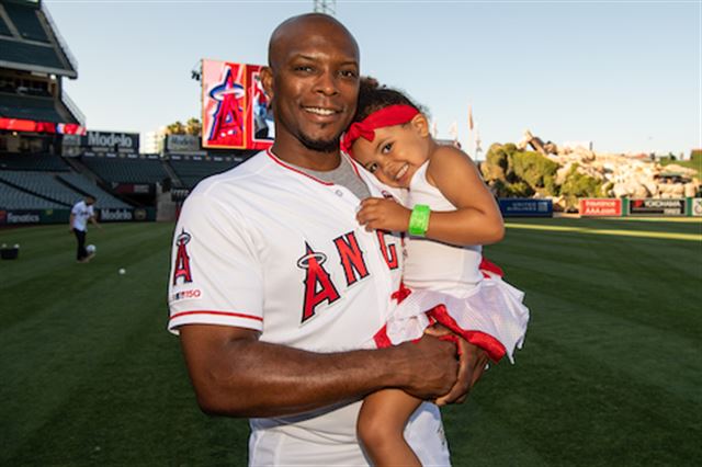 Los Angeles Angels on X: Justin Upton returns to the lineup! 📺  @BallySportWest 📻 @AngelsRadioKLAA #WeBelieve  / X