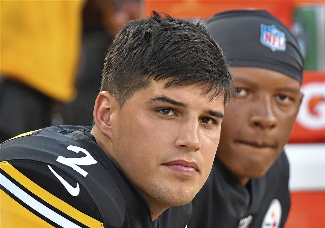 Steelers fortify QB room, bring back longtime backup Mason Rudolph to  1-year deal