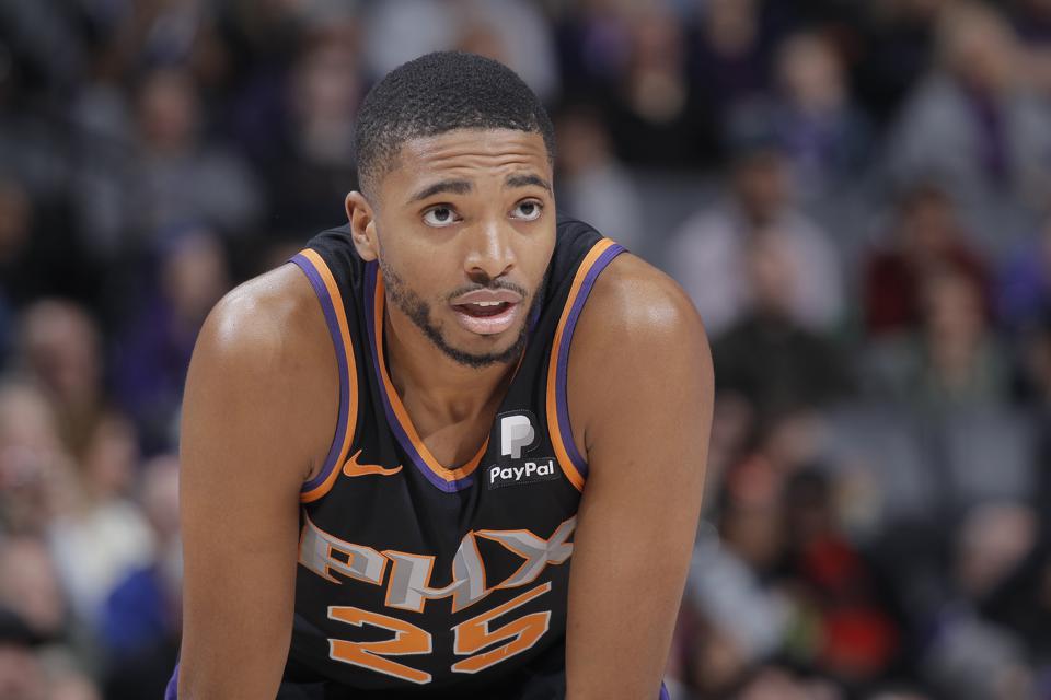 Suns' Mikal Bridges named to NBA All-Defensive First Team - KYMA