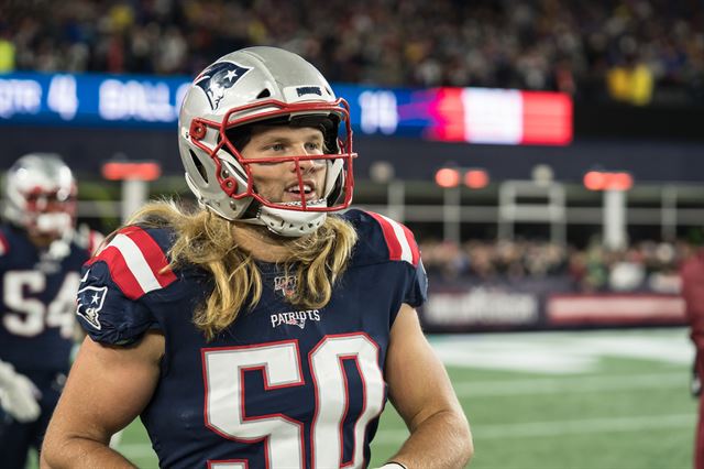 Chase Winovich - Miami Dolphins Defensive End - ESPN