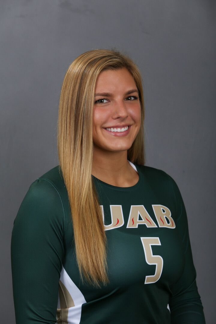 Abby Carlile athlete profile head shot