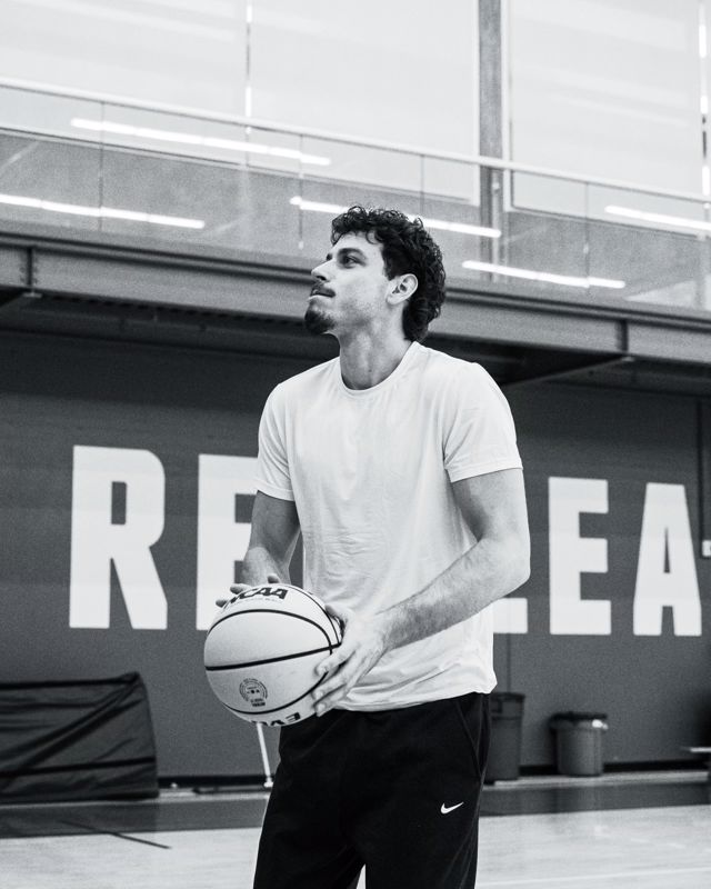 Athlete profile featured image number 1 of 5