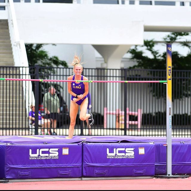 Athlete profile featured image number 4 of 10