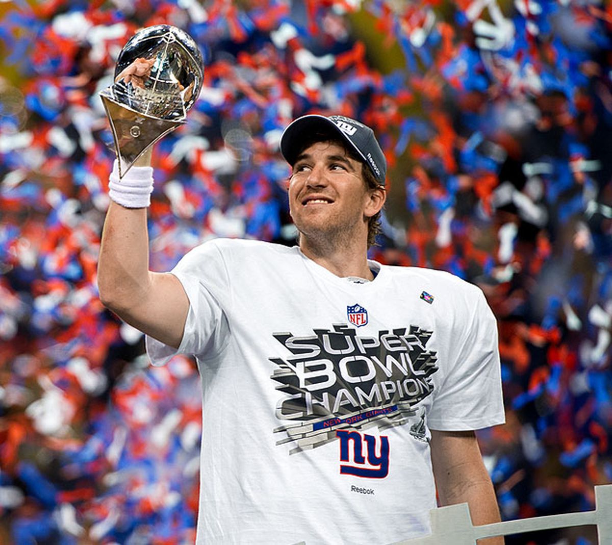Eli Manning - Giants - Super Bowl 46 MVP! Saw him win live as I scratched  off another thing from my bucket…