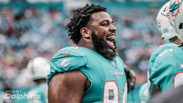 Christian Wilkins adds balance, positional versatility to Dolphins