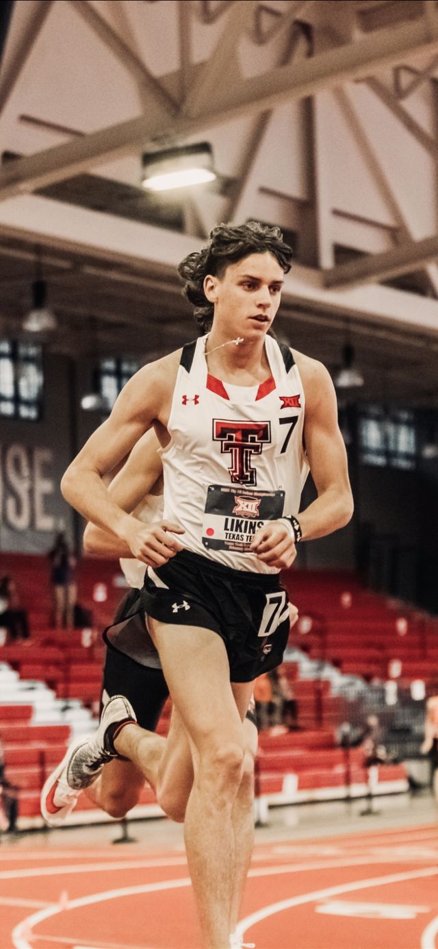 Athlete profile featured image number 2 of 5