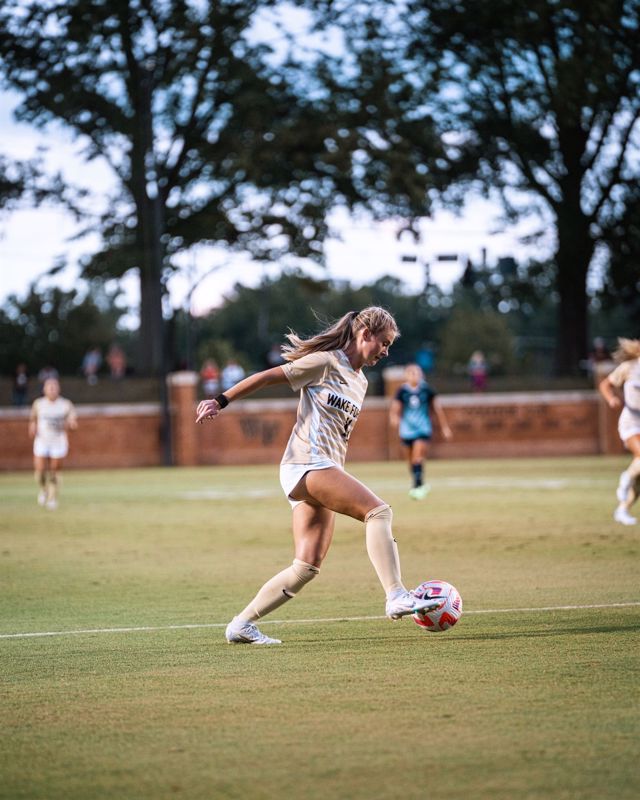 Athlete profile featured image number 5 of 7