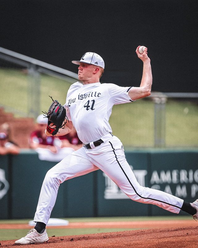 Athlete profile featured image number 1 of 4