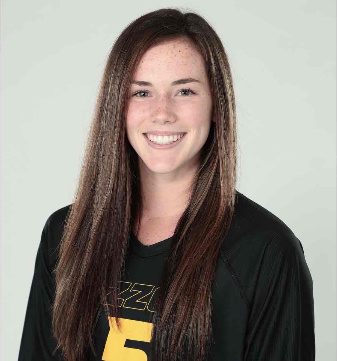 Lauren Forbes athlete profile head shot