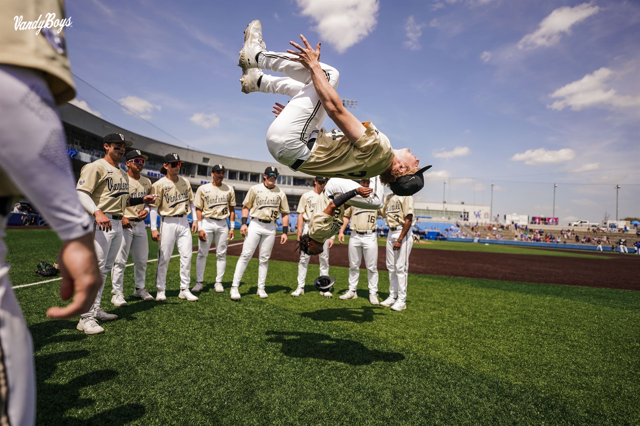 Calvin Hewett, Outfielder, Vanderbilt Commodores - NIL Profile - Opendorse