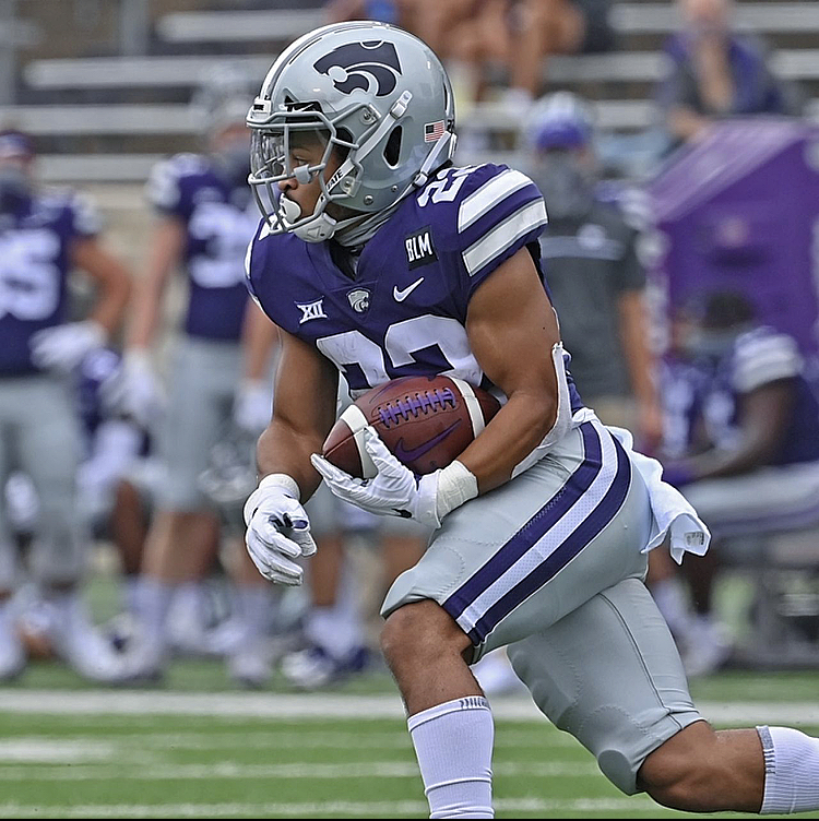 Kansas State football Deuce Vaughn Deuce is loose signature 2022 T