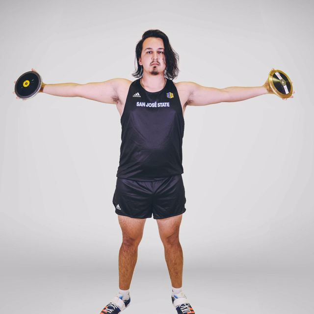 Athlete profile featured image number 4 of 7