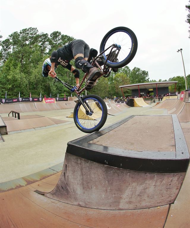 Athlete profile featured image number 4 of 9