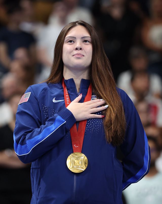 Athlete profile featured image number 3 of 9