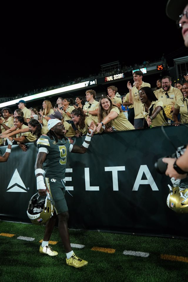 Athlete profile featured image number 2 of 4