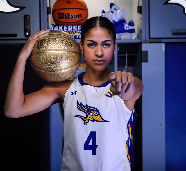 Athlete profile featured image number 1 of 4