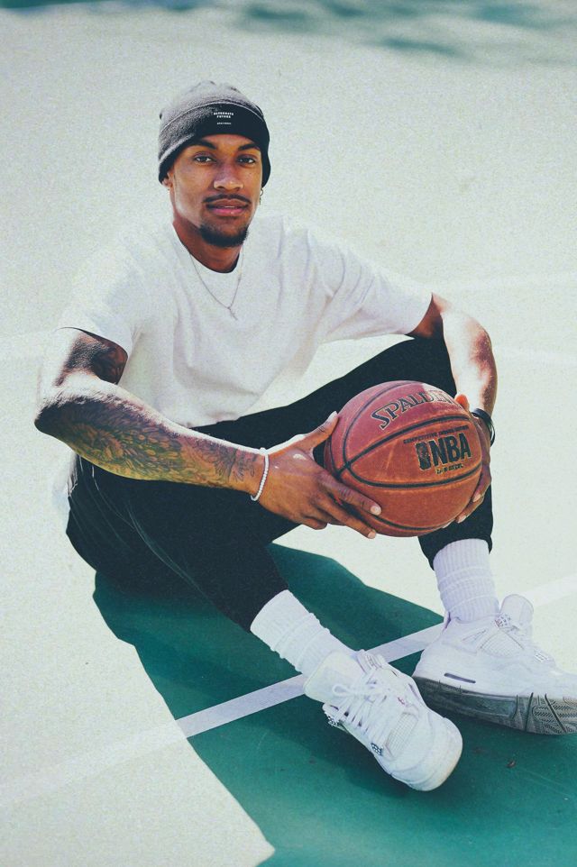 Athlete profile featured image number 3 of 8