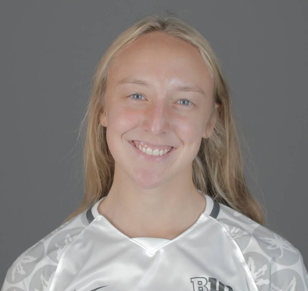 Emaly Vatne athlete profile head shot
