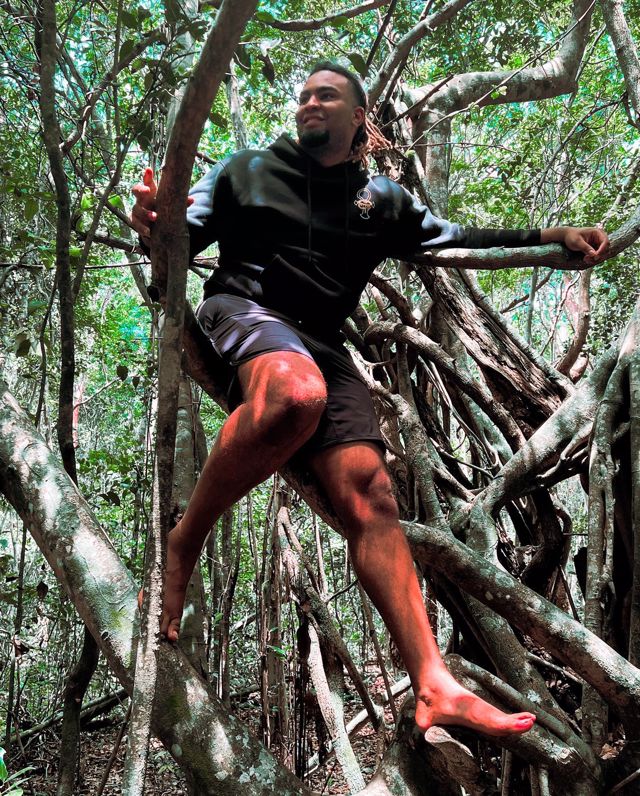 Athlete profile featured image number 1 of 4