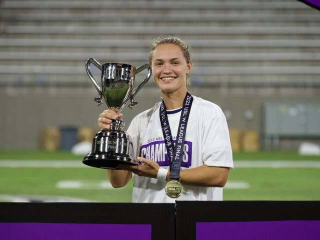 Athlete profile featured image number 3 of 4