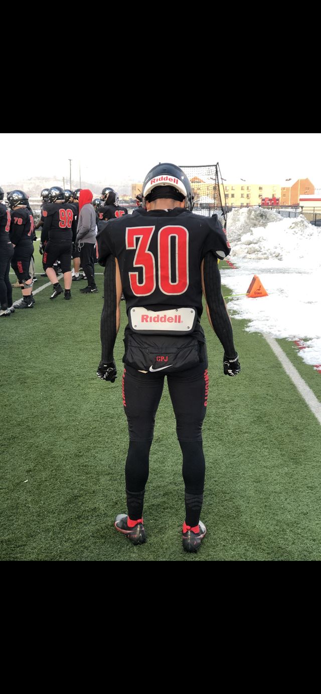Athlete profile featured image number 2 of 4