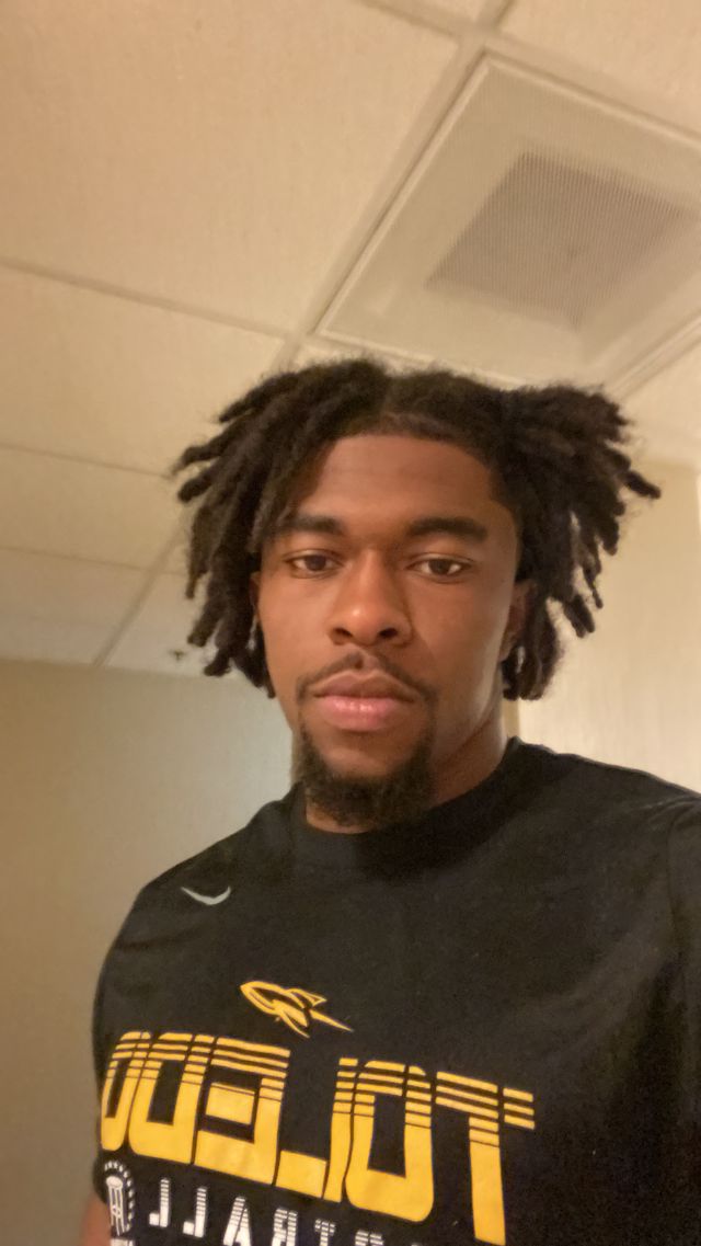 Athlete profile featured image number 4 of 5