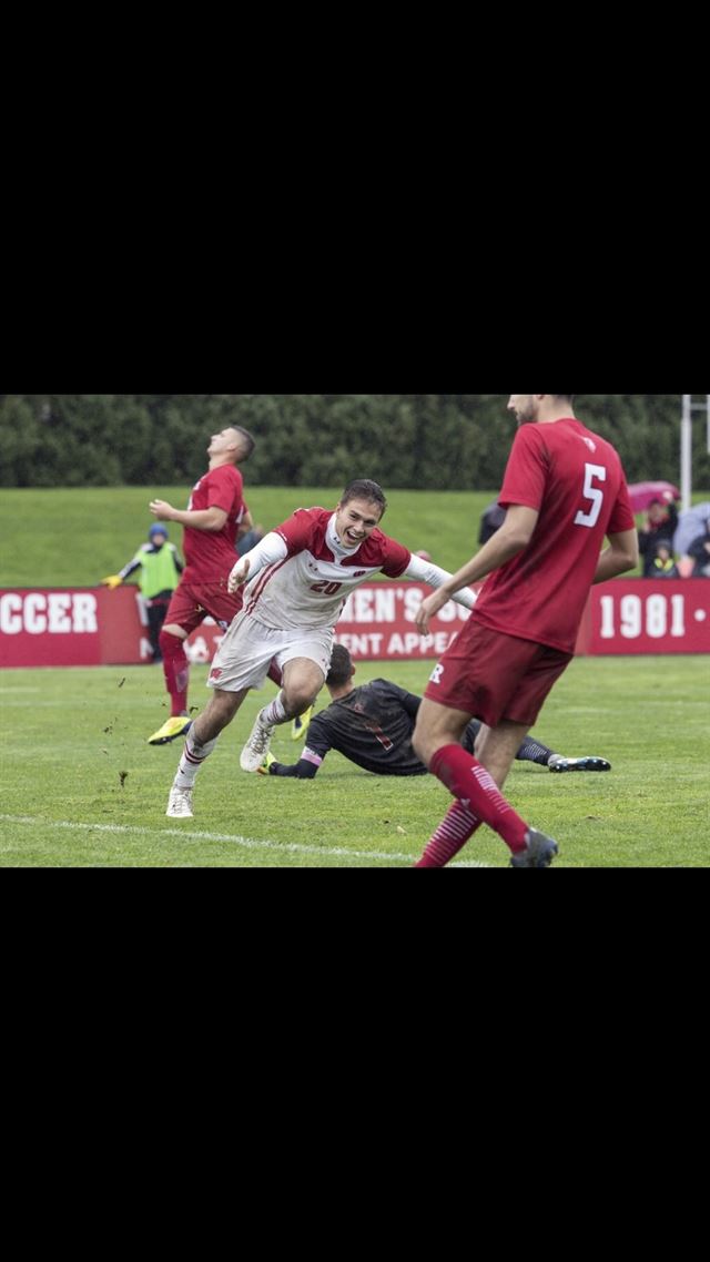 Athlete profile featured image number 4 of 5