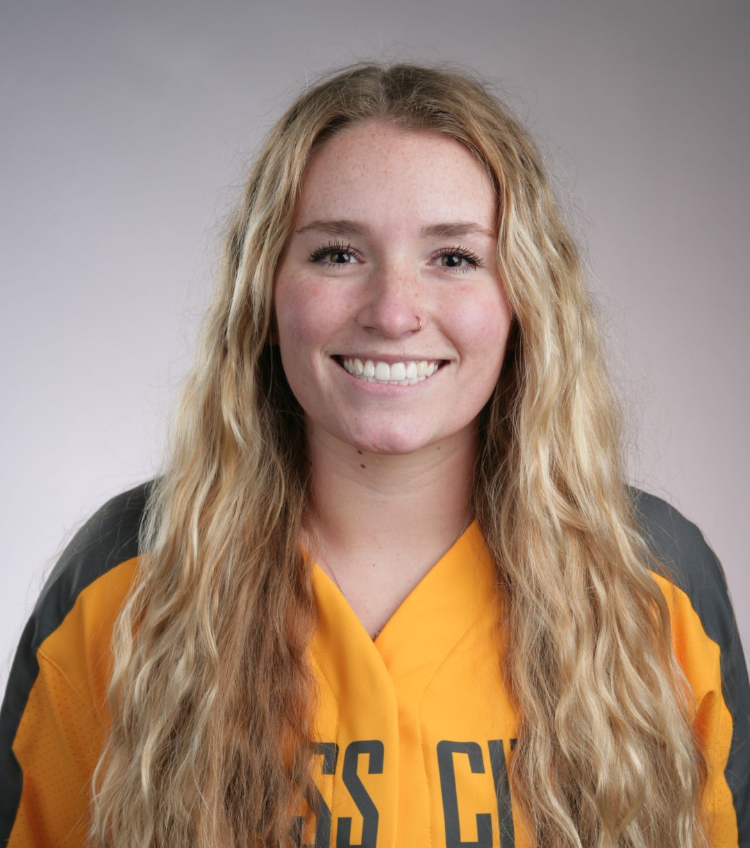 McKenna Schmidt athlete profile head shot