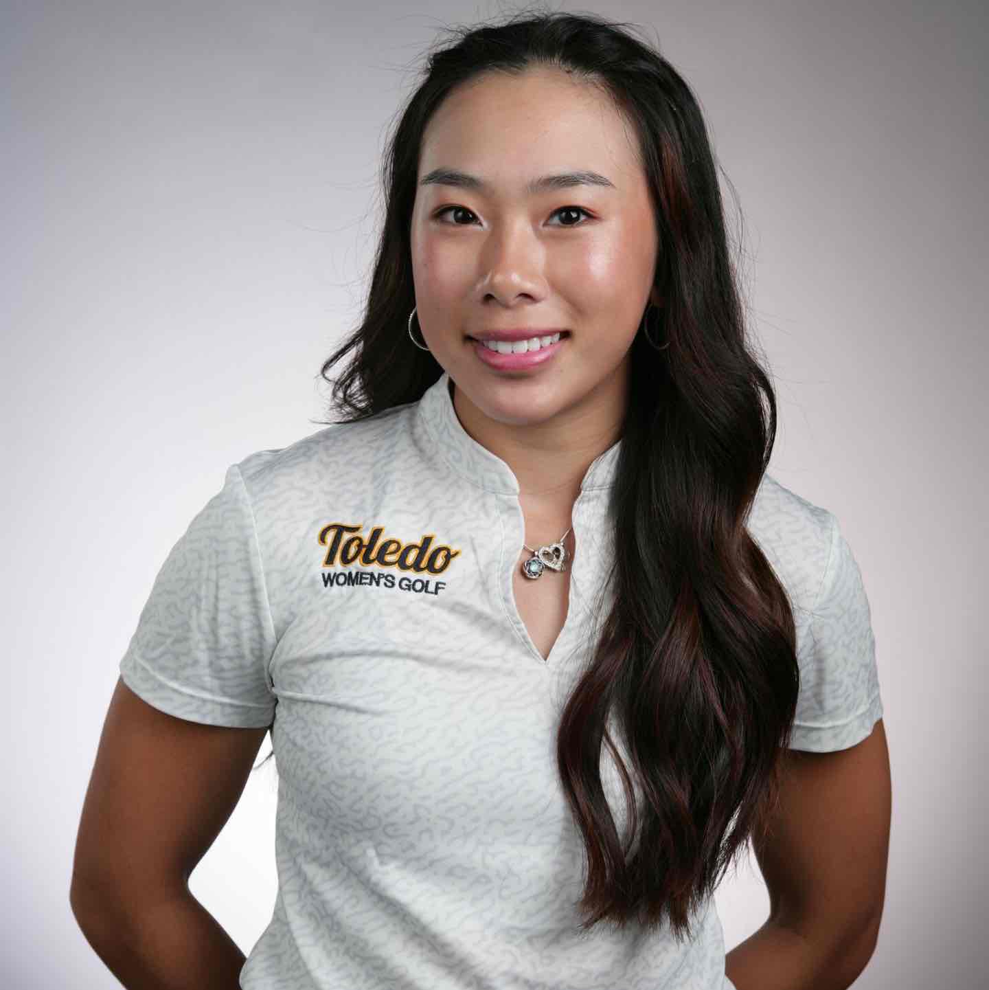Amelia Lee athlete profile head shot