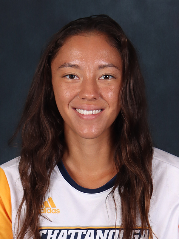 Julia Perrusquia athlete profile head shot