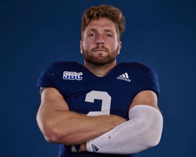 Athlete profile featured image number 2 of 4