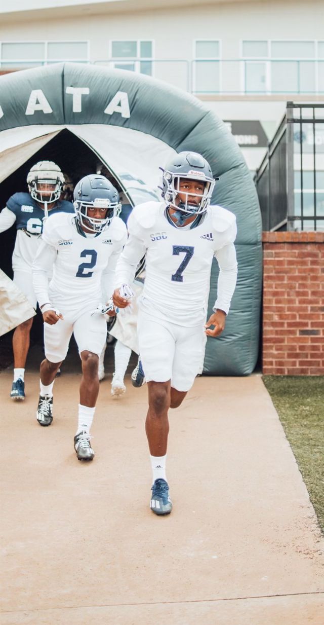 Georgia Southern Eagles wide receiver Khaleb Hood sprints downfield on  43-yard catch and run