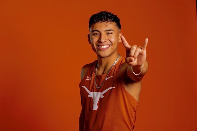 Athlete profile featured image number 1 of 5