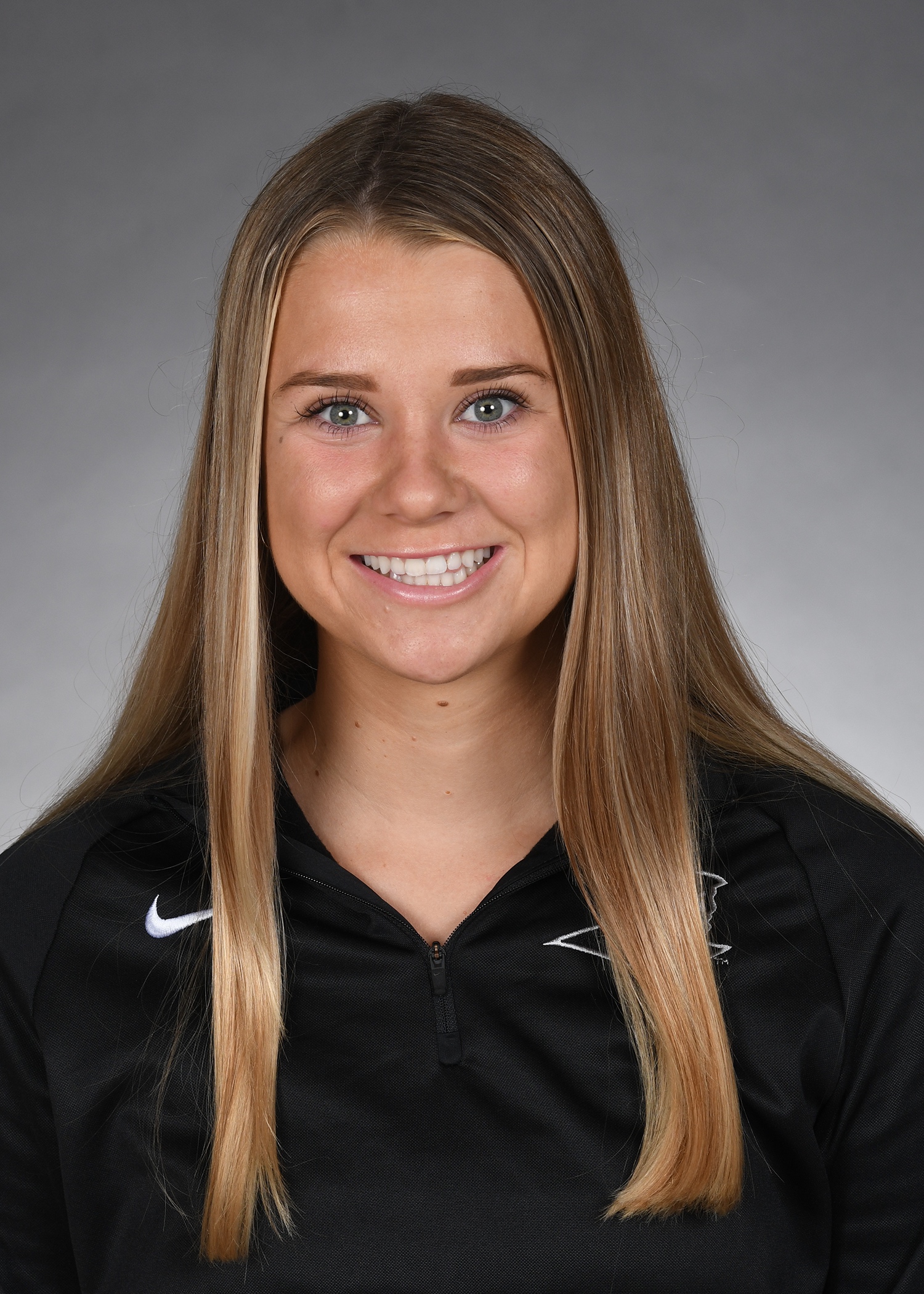 Nora Murphy athlete profile head shot