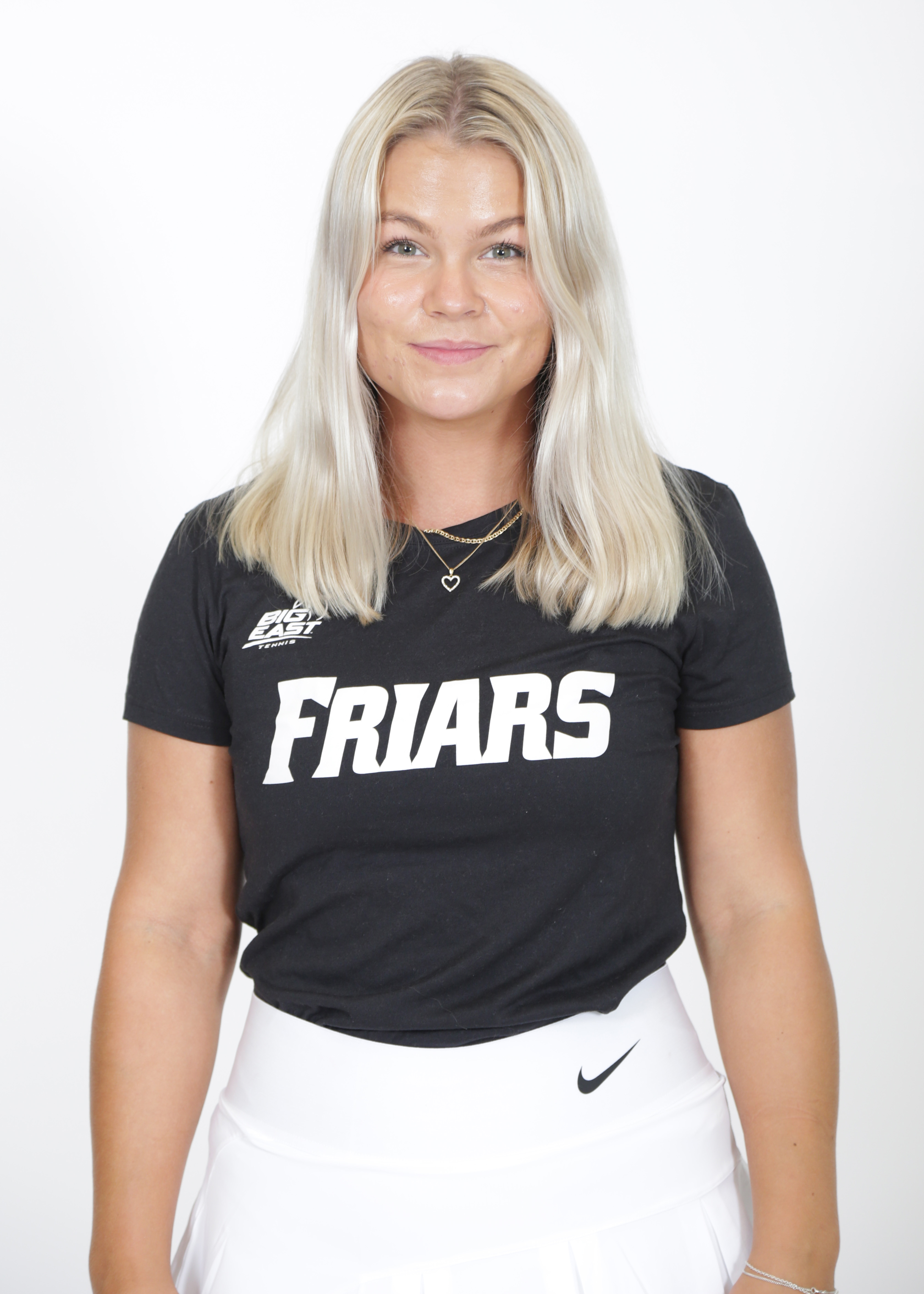 Emmie Lindholm athlete profile head shot