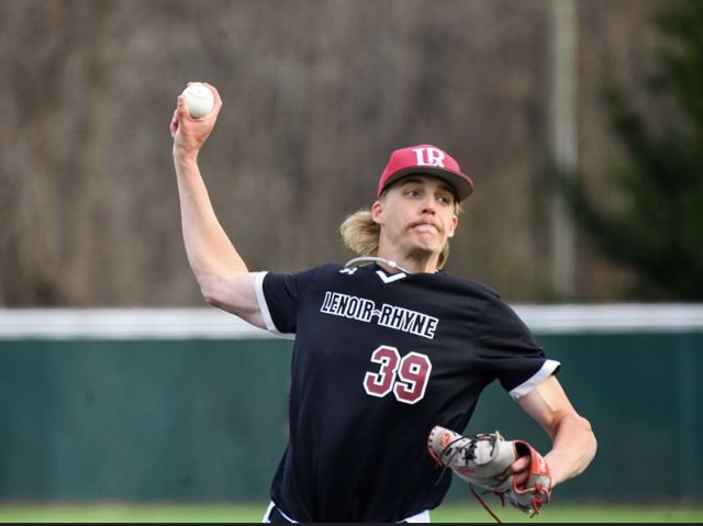 Athlete profile featured image number 3 of 4