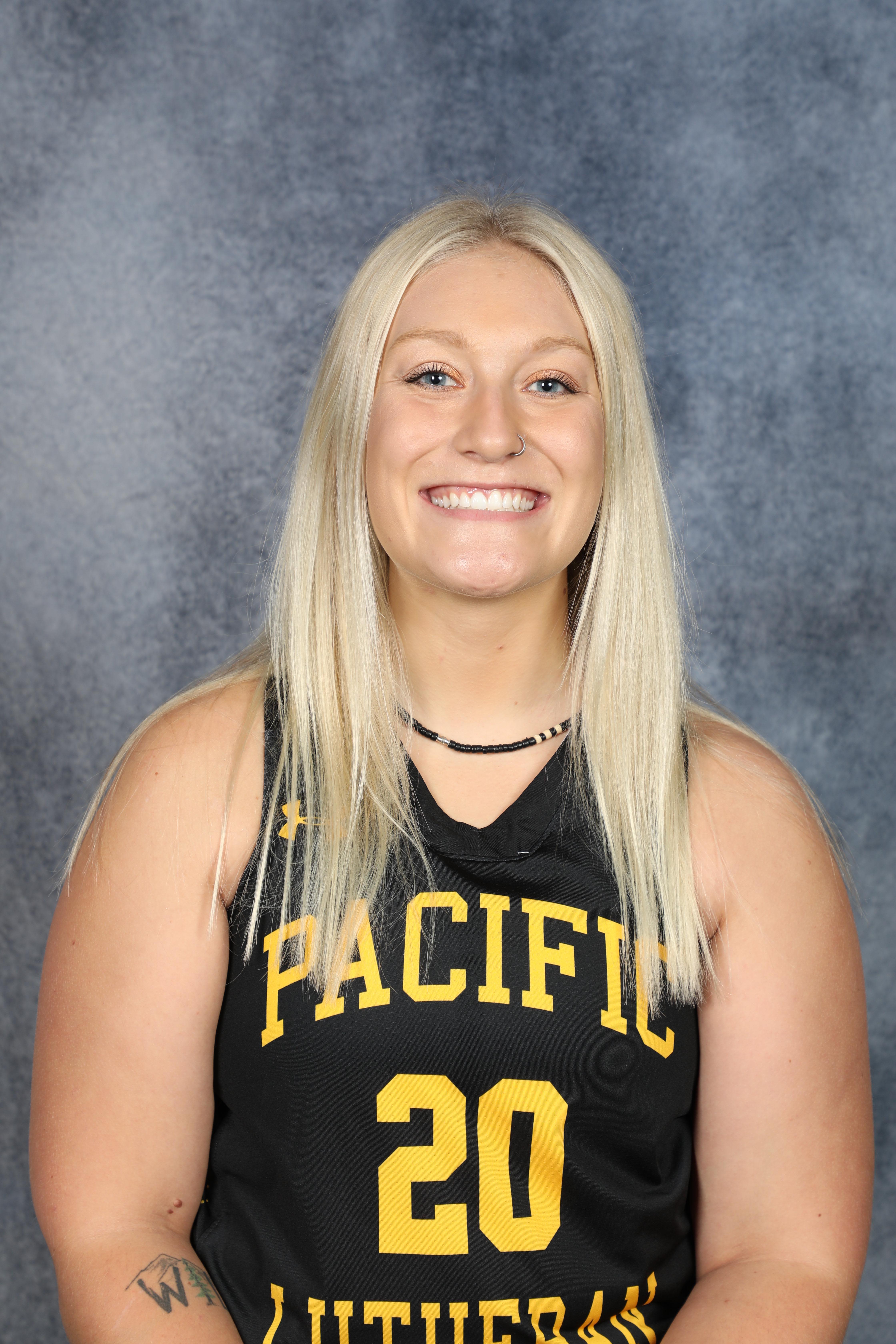 Holly Roark athlete profile head shot