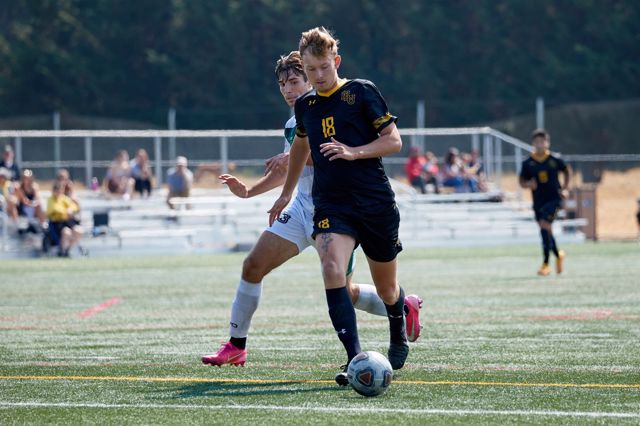 Athlete profile featured image number 1 of 4