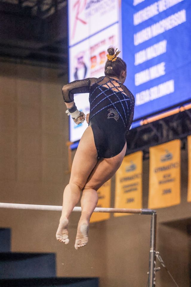 Athlete profile featured image number 3 of 5