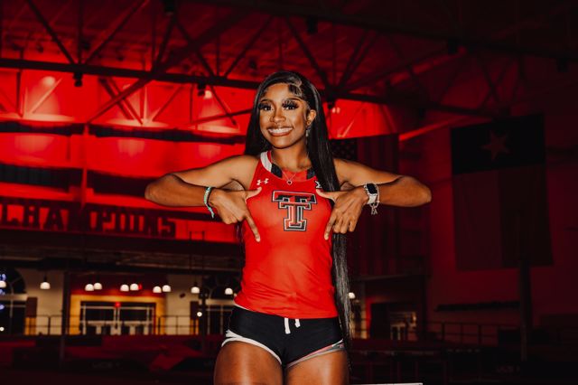 Photos: Featured Bucs Cheerleader, Michaela