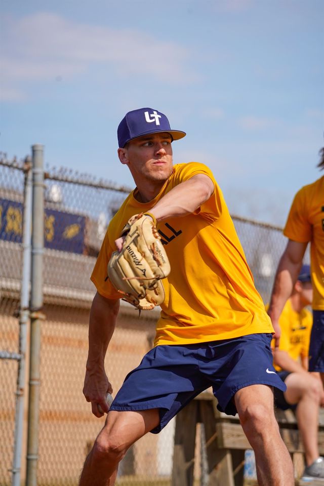 Athlete profile featured image number 3 of 4